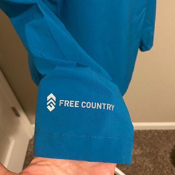Free Country Waterproof Rain Jacket - Picture 5 of 8